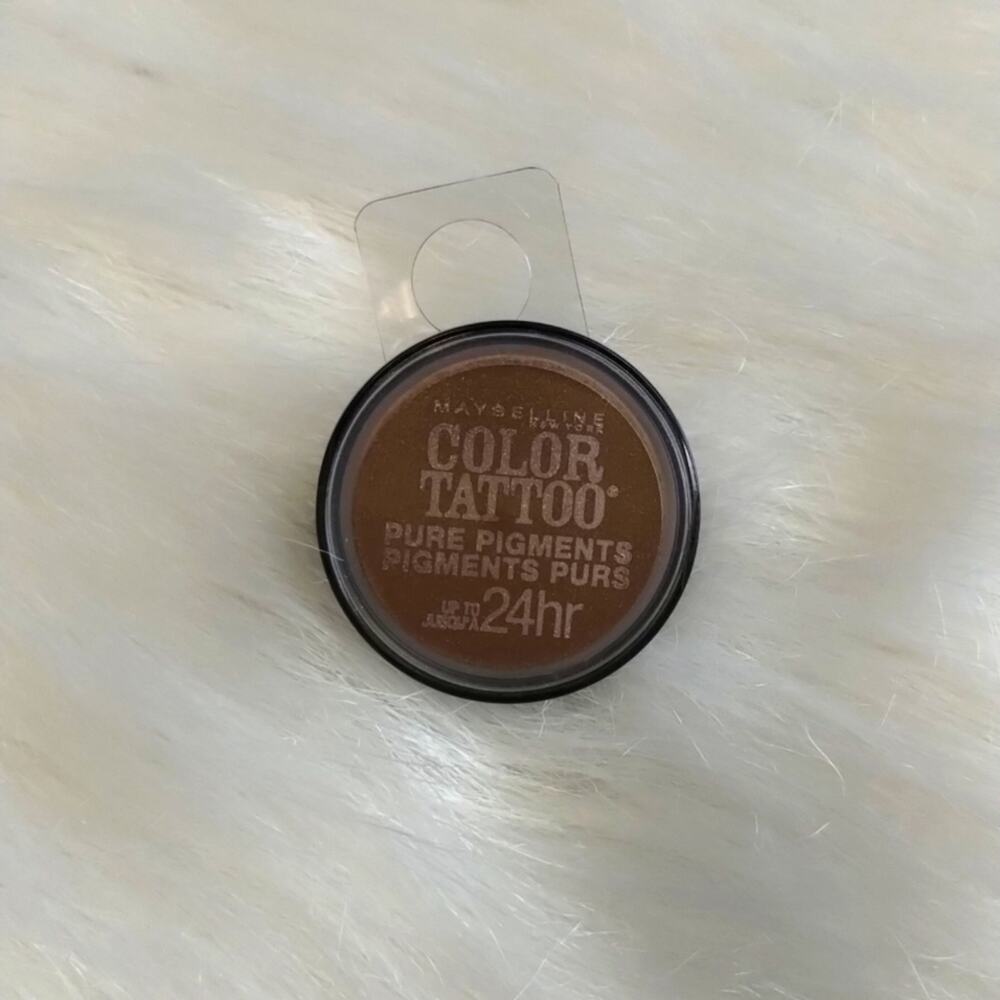 Maybelline Color Tattoo Pure Pigments 24hr Eyeshadow Brown #45 NWT
